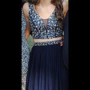 TLC- Say yes to the prom dress